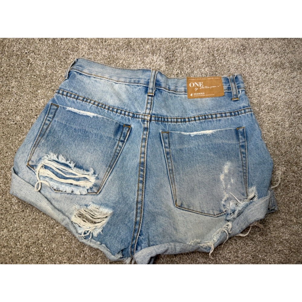 One Teaspoon Hawks High Rise Distressed Denim Shorts Light Wash Blue Size 26 - Picture 7 of 11